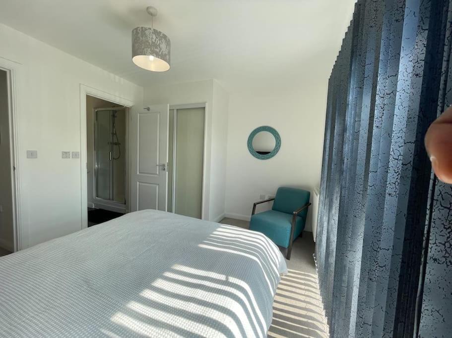 Stylish Station Apartment In Rochester With Free Parking Wainscot 外观 照片